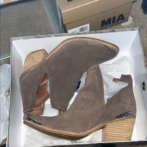 Jeffery Campbell Women's Brown Ankle Boots